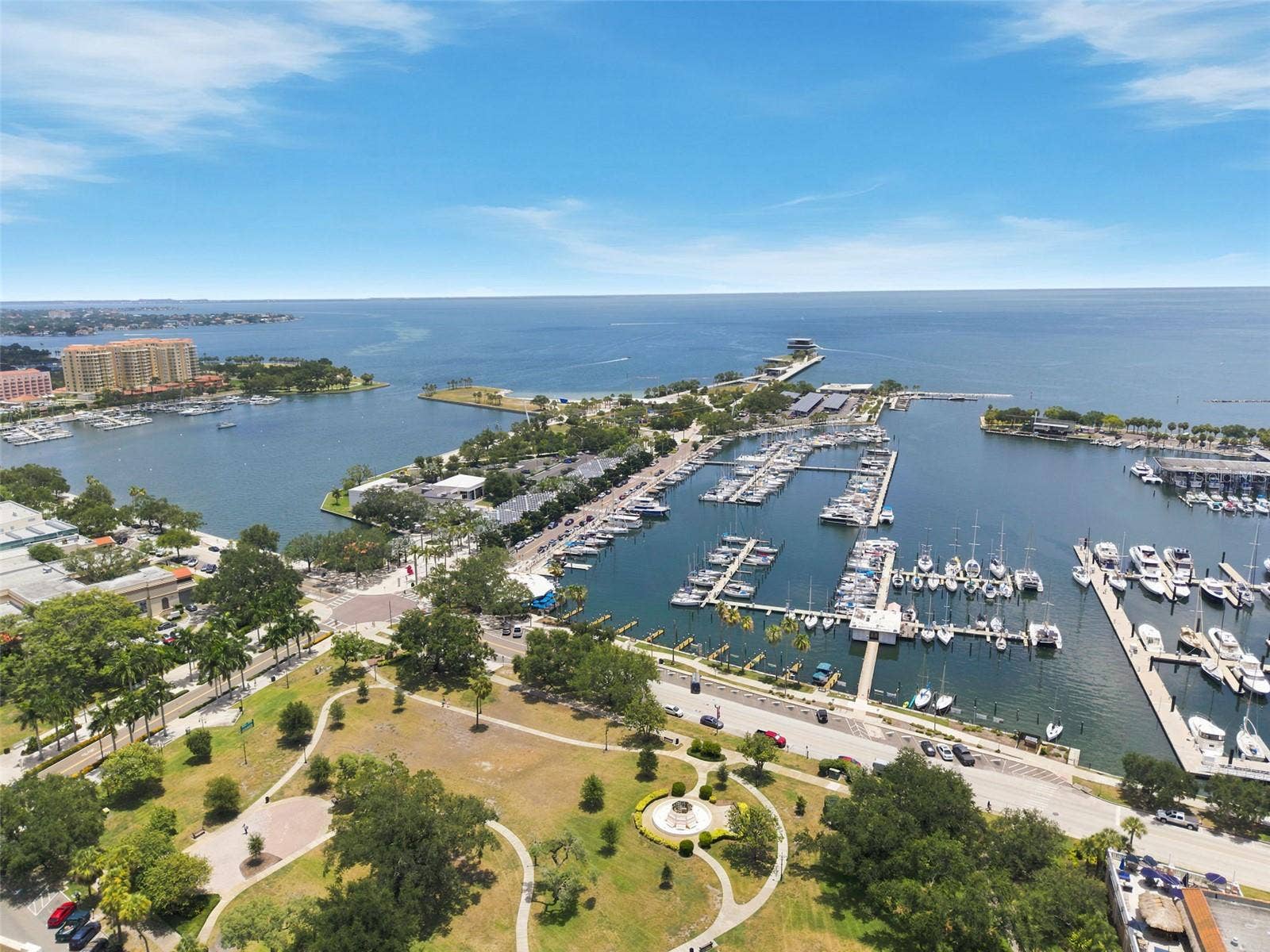 100 BEACH DRIVE NE, #1501, St Petersburg, FL 33701 100 BEACH DRIVE NE, #1501, St Petersburg, FL 33701