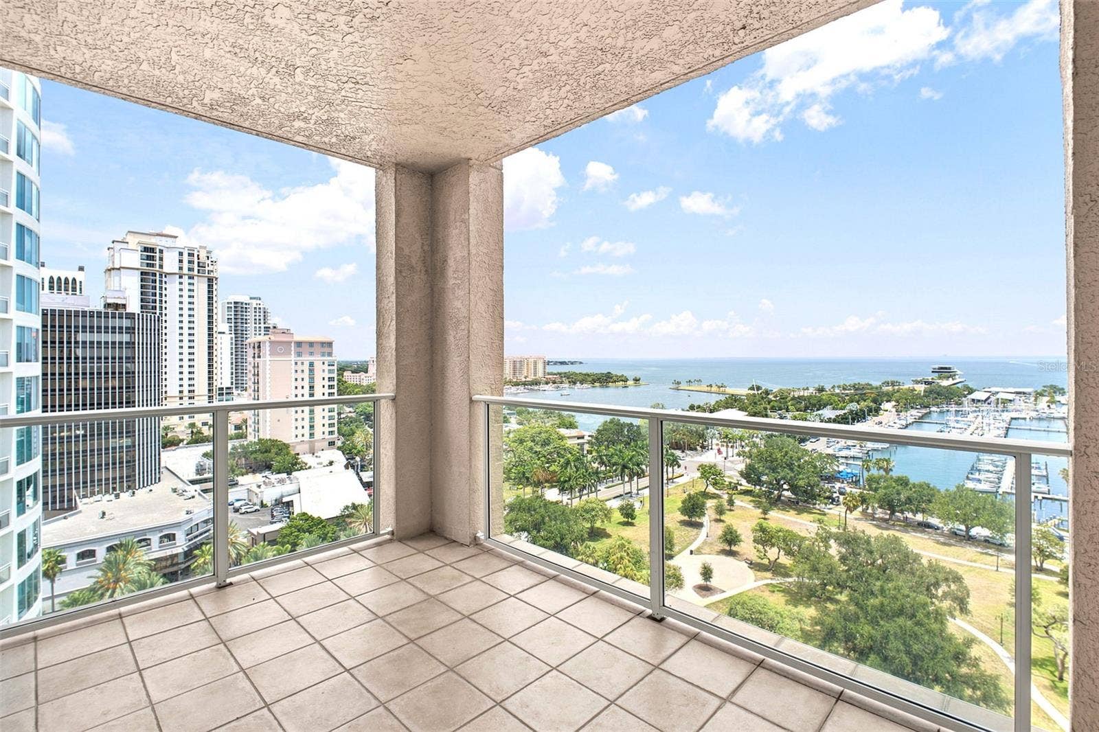 100 BEACH DRIVE NE, #1501, St Petersburg, FL 33701 100 BEACH DRIVE NE, #1501, St Petersburg, FL 33701