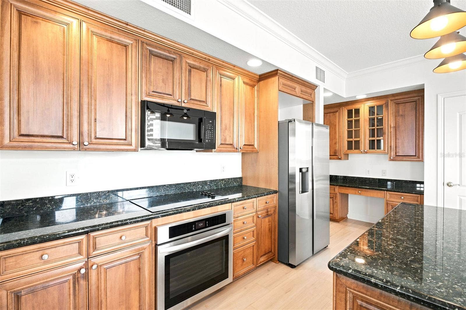 100 BEACH DRIVE NE, #1501, St Petersburg, FL 33701 100 BEACH DRIVE NE, #1501, St Petersburg, FL 33701