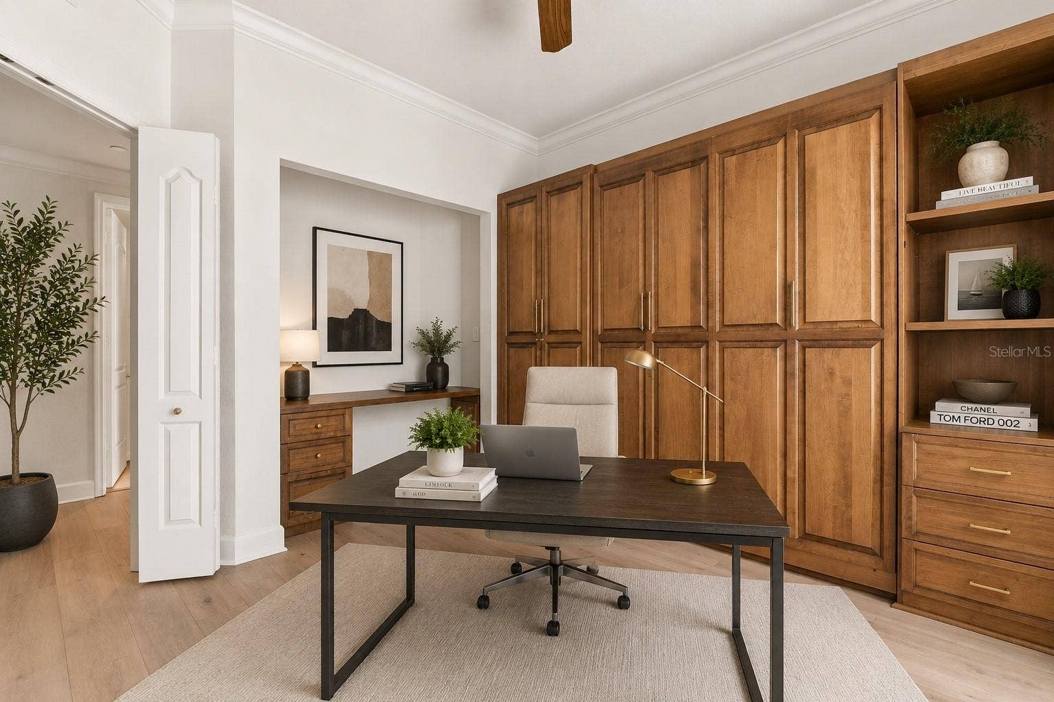 100 BEACH DRIVE NE, #1501, St Petersburg, FL 33701 100 BEACH DRIVE NE, #1501, St Petersburg, FL 33701