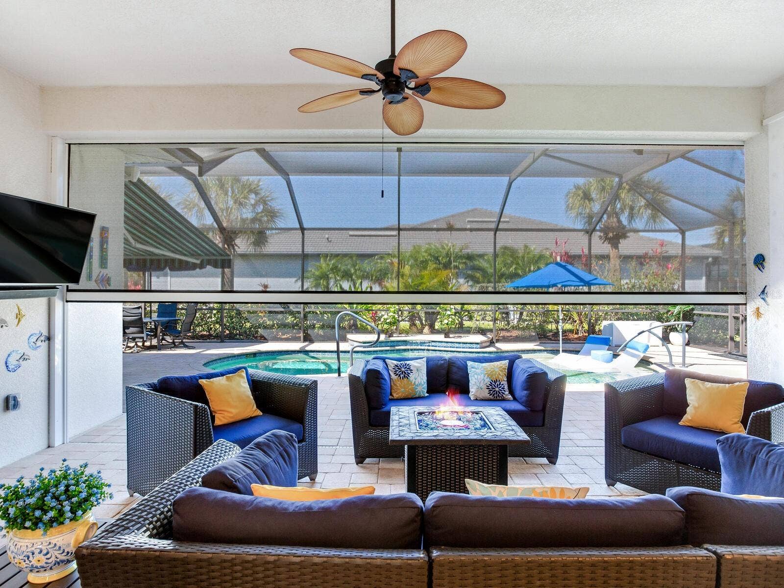 Hurricane screen on lanai
