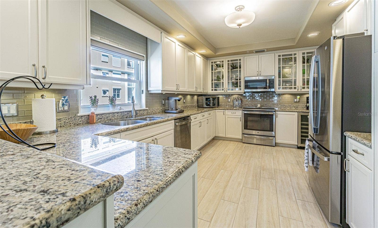 200 121ST AVENUE, #304, Treasure Island, FL 33706 Kitchen