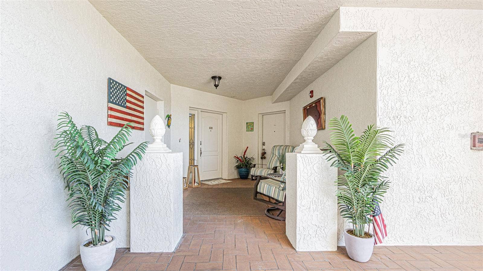 200 121ST AVENUE, #304, Treasure Island, FL 33706 Front Porch - Main Ent