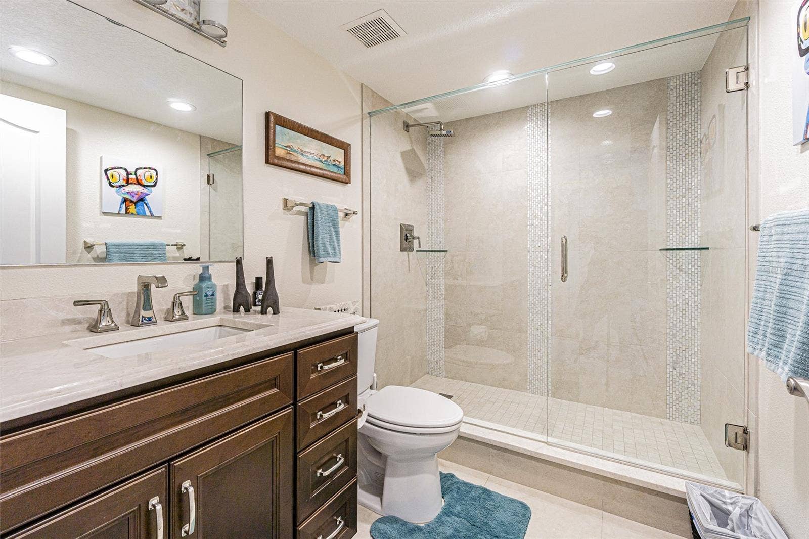 200 121ST AVENUE, #304, Treasure Island, FL 33706 Guest Bath #3