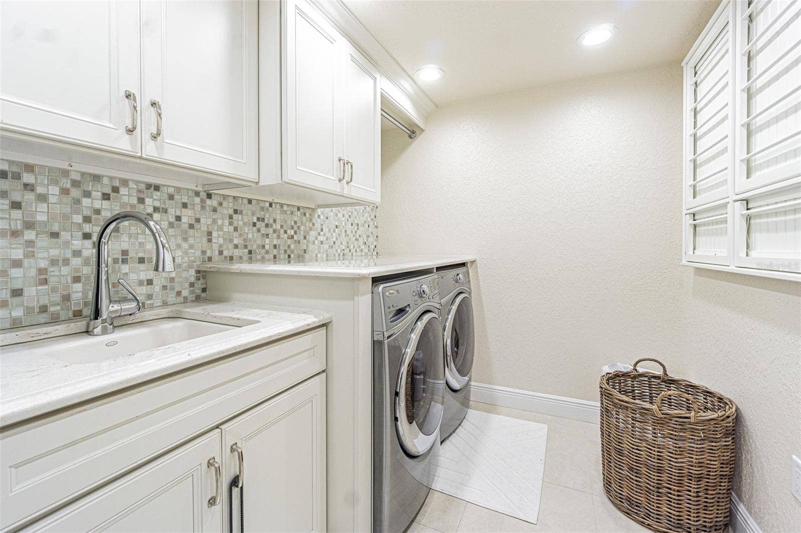 200 121ST AVENUE, #304, Treasure Island, FL 33706 Inside Laundry Rm