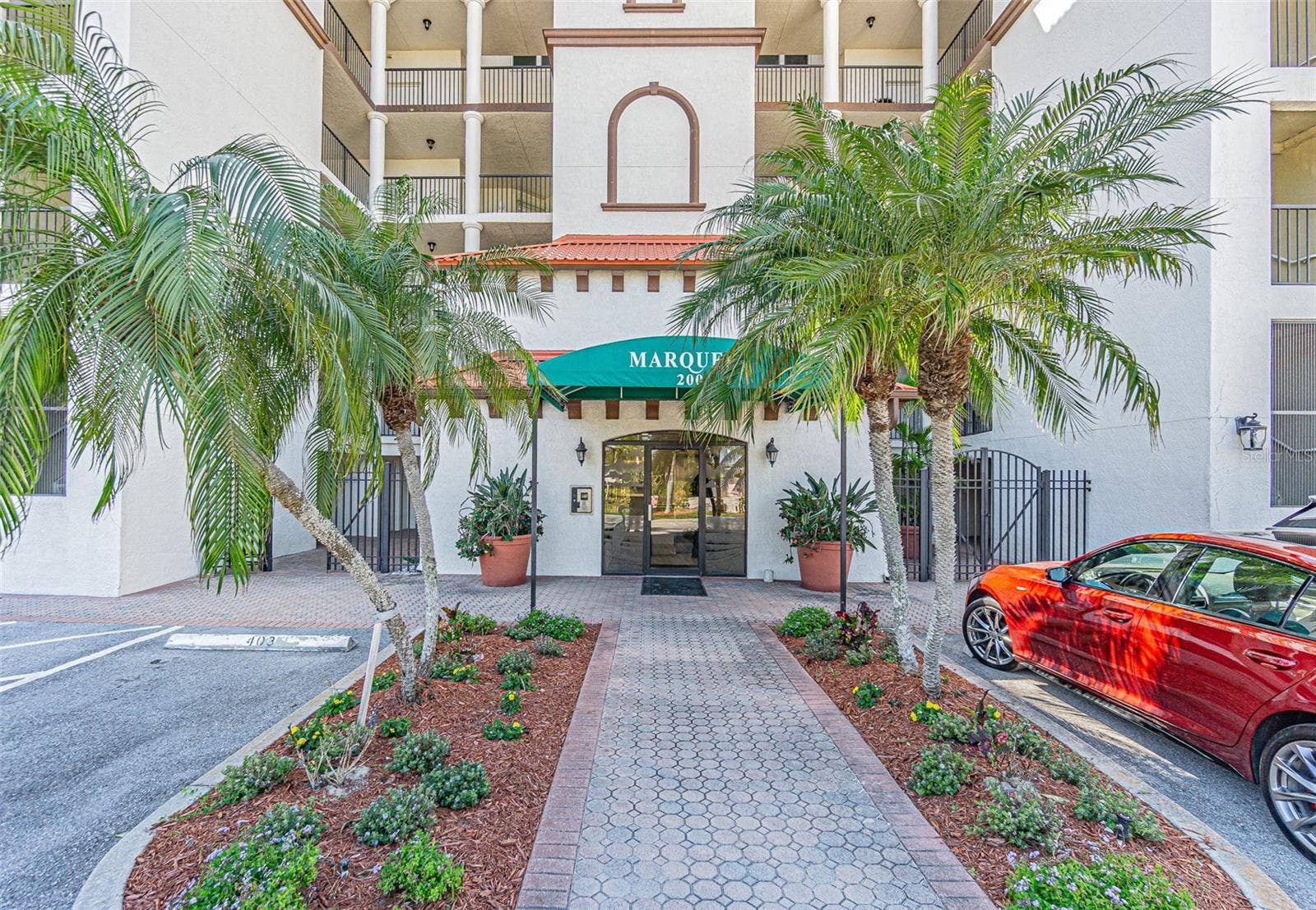 200 121ST AVENUE, #304, Treasure Island, FL 33706 Front Ent