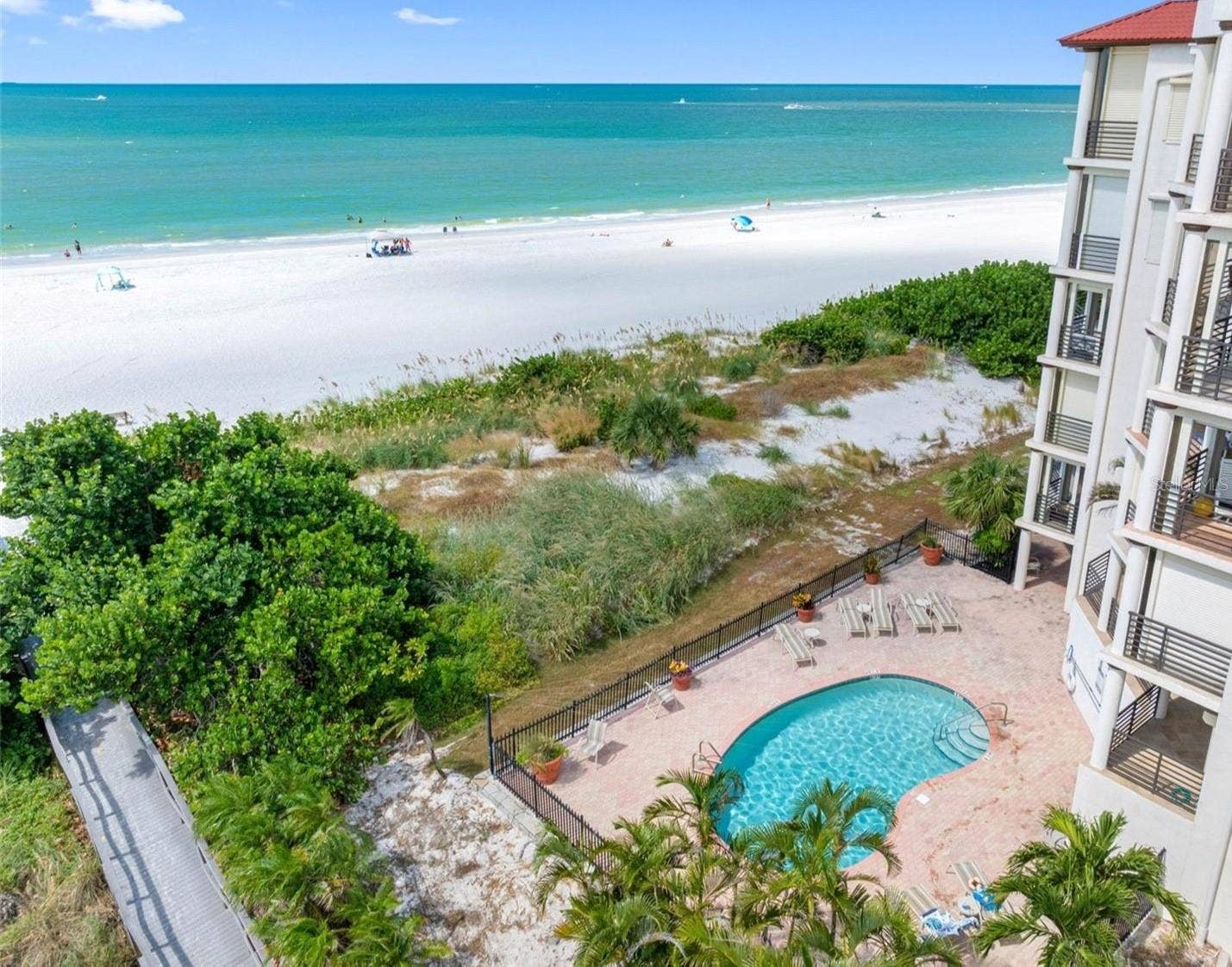 200 121ST AVENUE, #304, Treasure Island, FL 33706 Pool - Beach