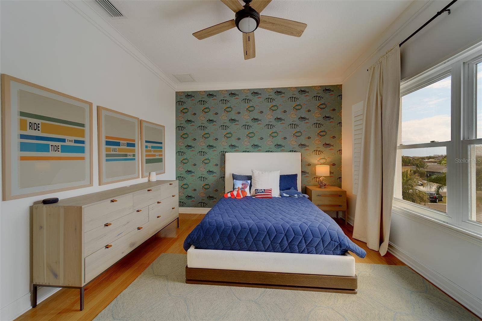 824 ISLAND WAY, Clearwater Beach, FL 33767 824 ISLAND WAY, Clearwater Beach, FL 33767