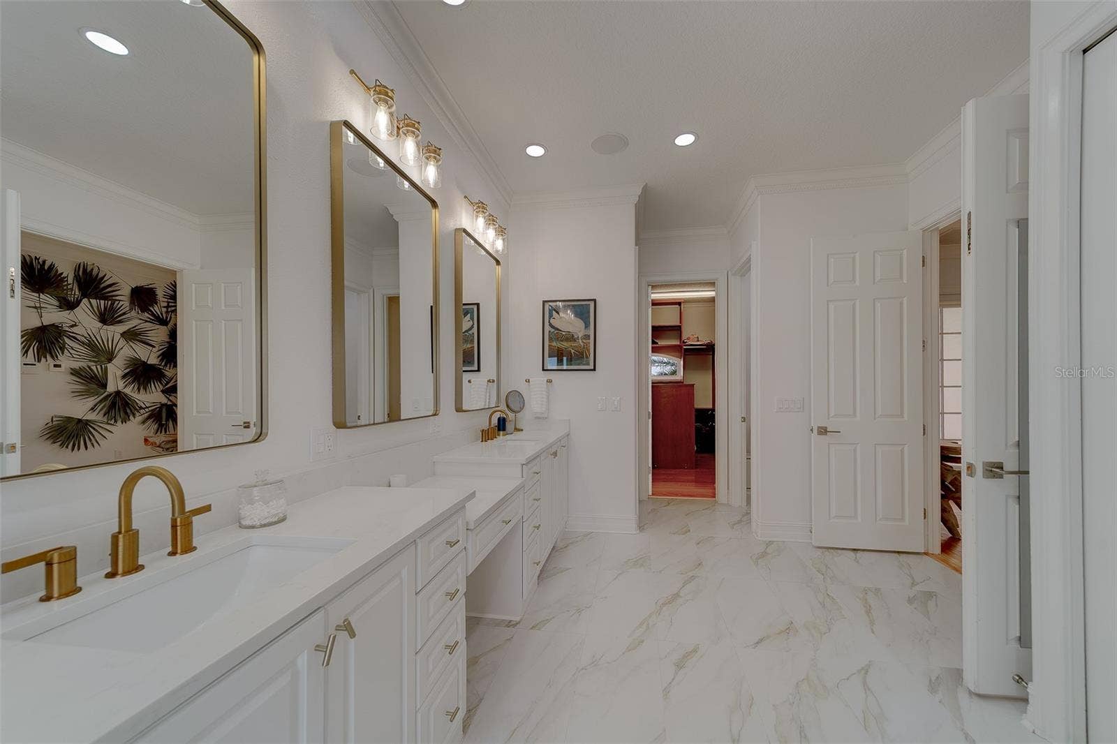 824 ISLAND WAY, Clearwater Beach, FL 33767 824 ISLAND WAY, Clearwater Beach, FL 33767