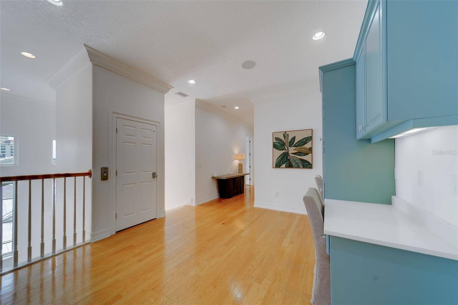 824 ISLAND WAY, Clearwater Beach, FL 33767 824 ISLAND WAY, Clearwater Beach, FL 33767