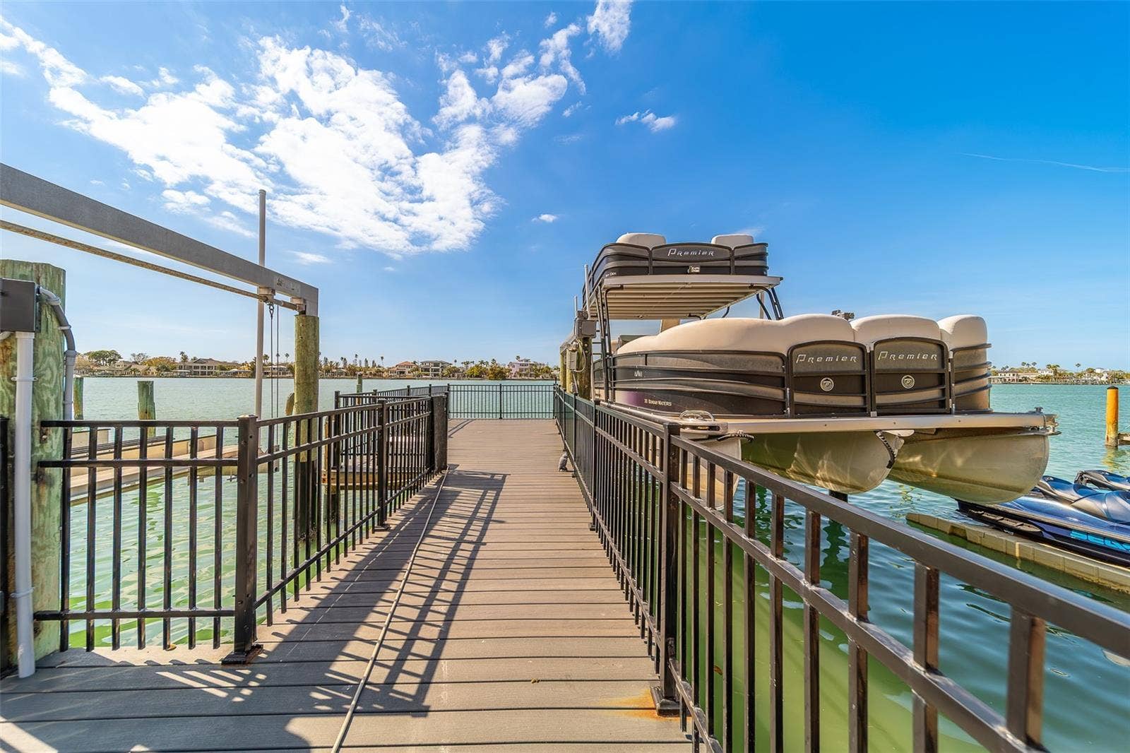 824 ISLAND WAY, Clearwater Beach, FL 33767 824 ISLAND WAY, Clearwater Beach, FL 33767