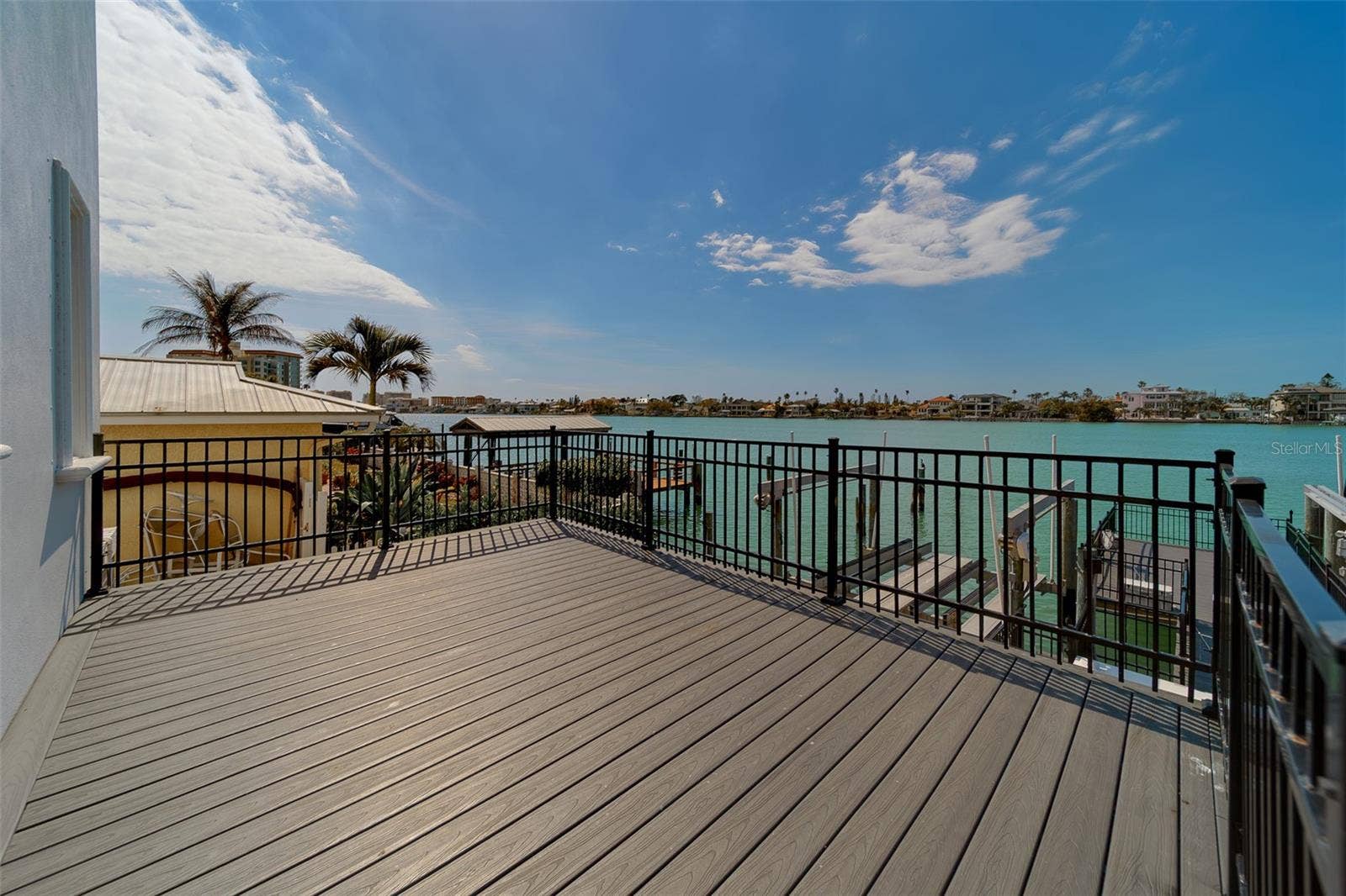 824 ISLAND WAY, Clearwater Beach, FL 33767 824 ISLAND WAY, Clearwater Beach, FL 33767
