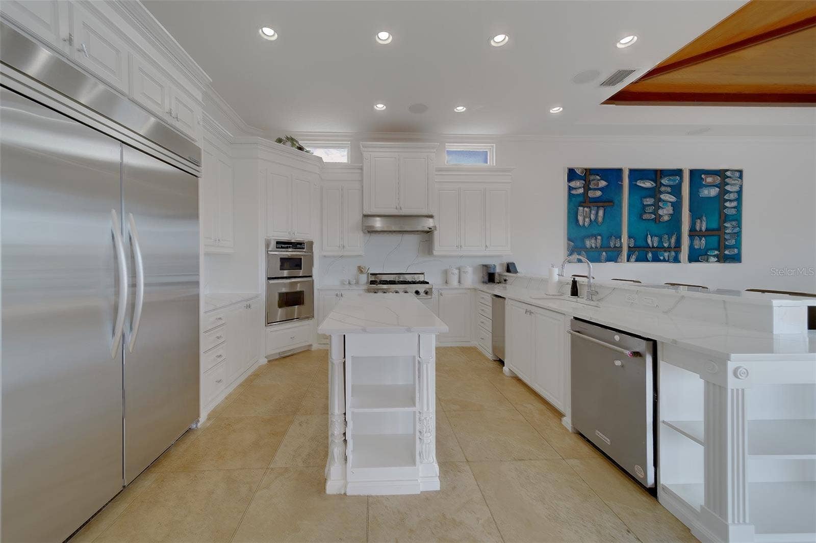 824 ISLAND WAY, Clearwater Beach, FL 33767 824 ISLAND WAY, Clearwater Beach, FL 33767