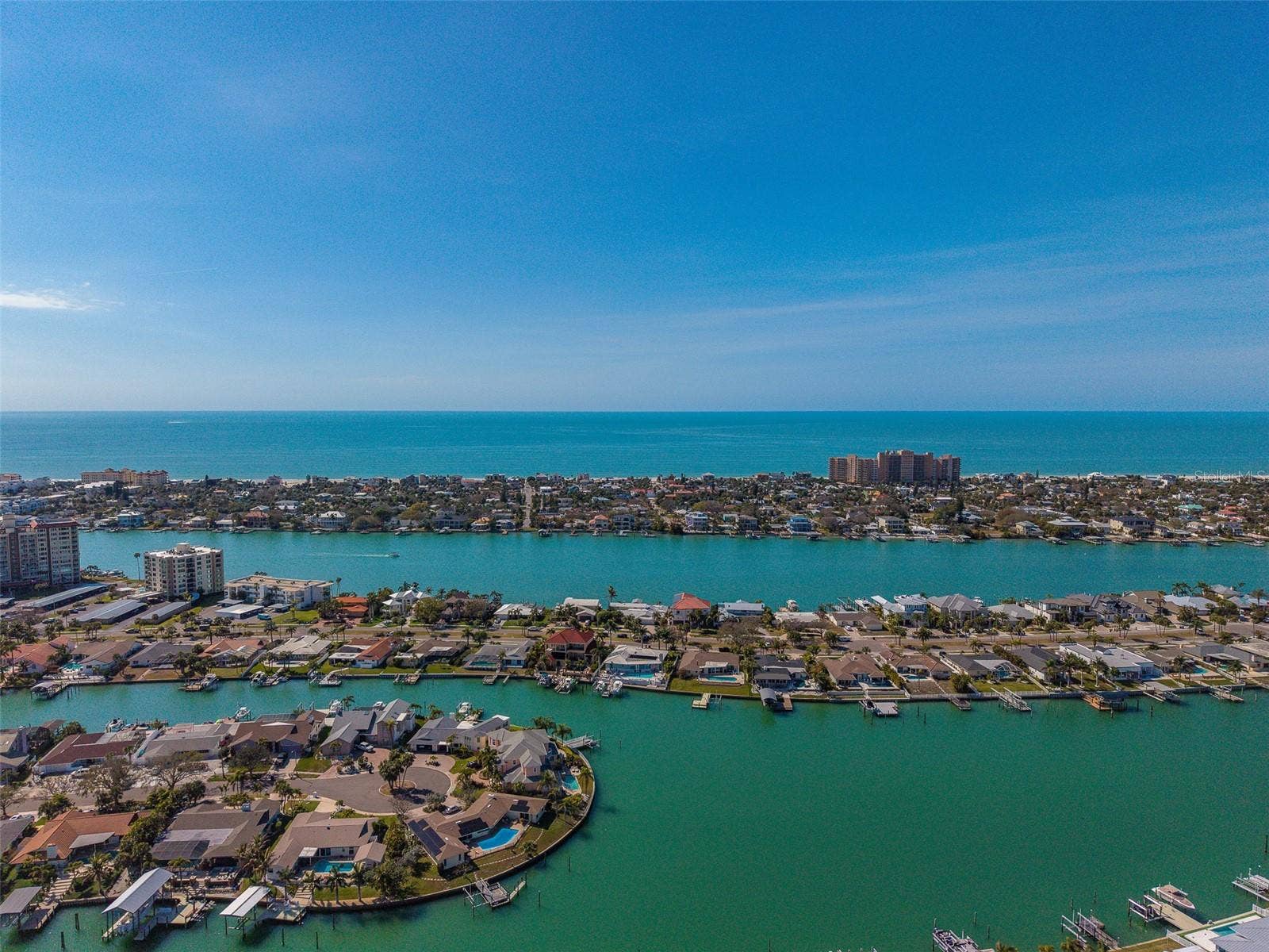 824 ISLAND WAY, Clearwater Beach, FL 33767 824 ISLAND WAY, Clearwater Beach, FL 33767