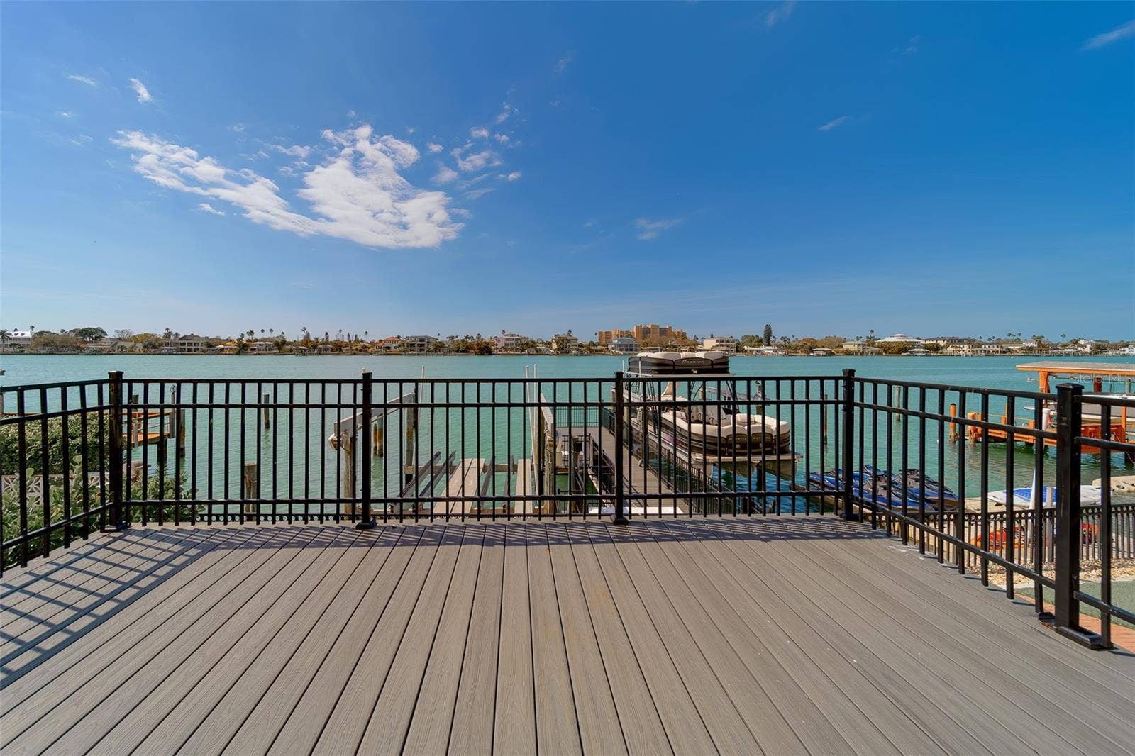 824 ISLAND WAY, Clearwater Beach, FL 33767 824 ISLAND WAY, Clearwater Beach, FL 33767