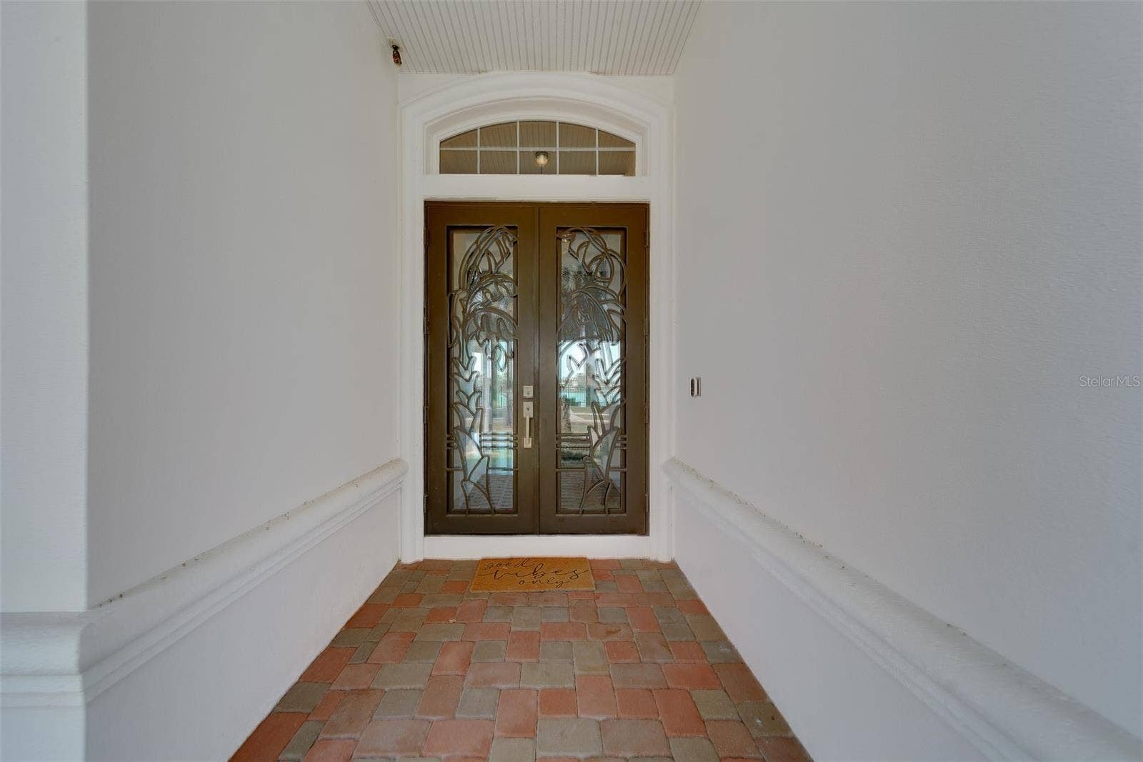 824 ISLAND WAY, Clearwater Beach, FL 33767 824 ISLAND WAY, Clearwater Beach, FL 33767