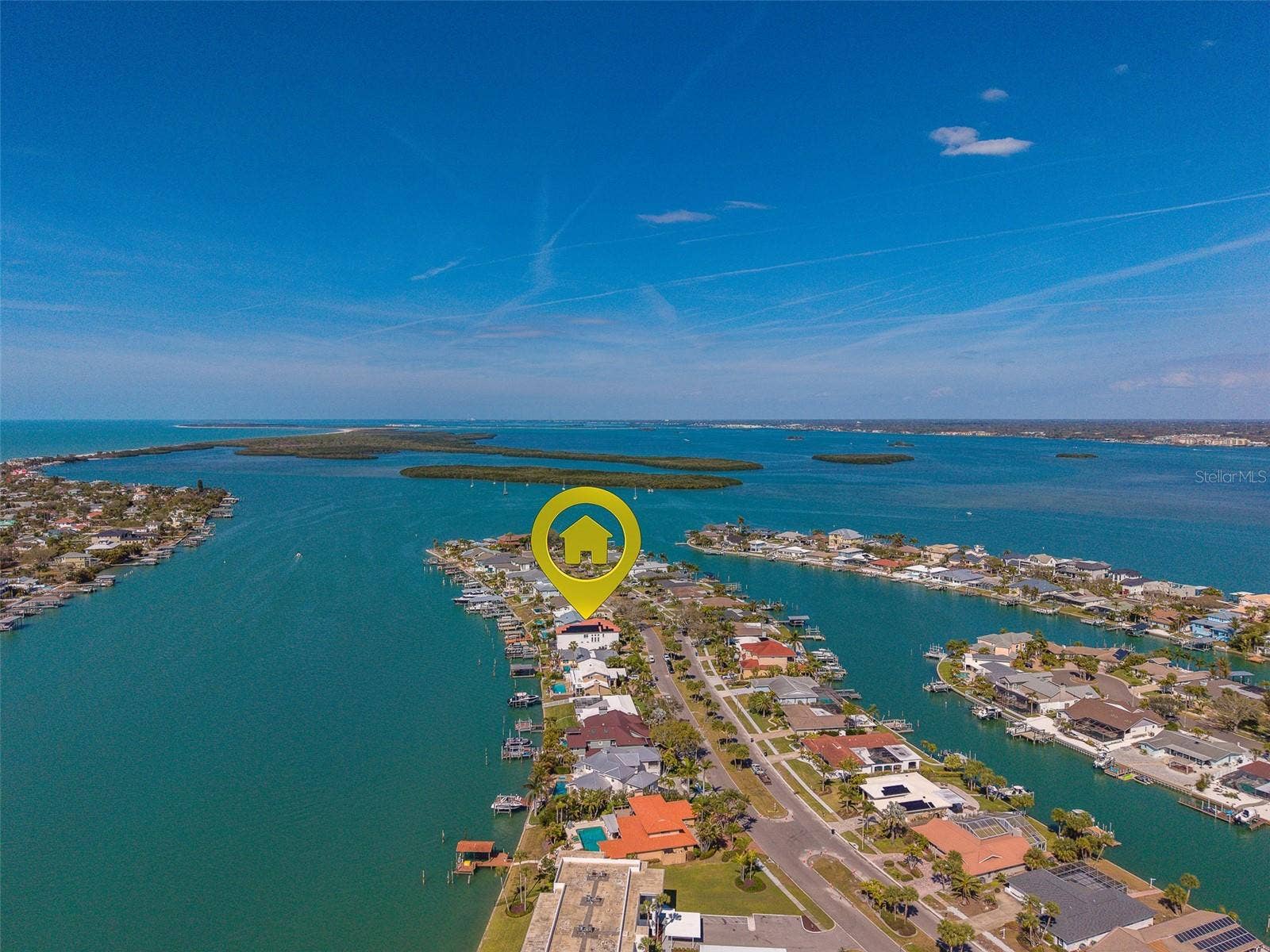 824 ISLAND WAY, Clearwater Beach, FL 33767 824 ISLAND WAY, Clearwater Beach, FL 33767