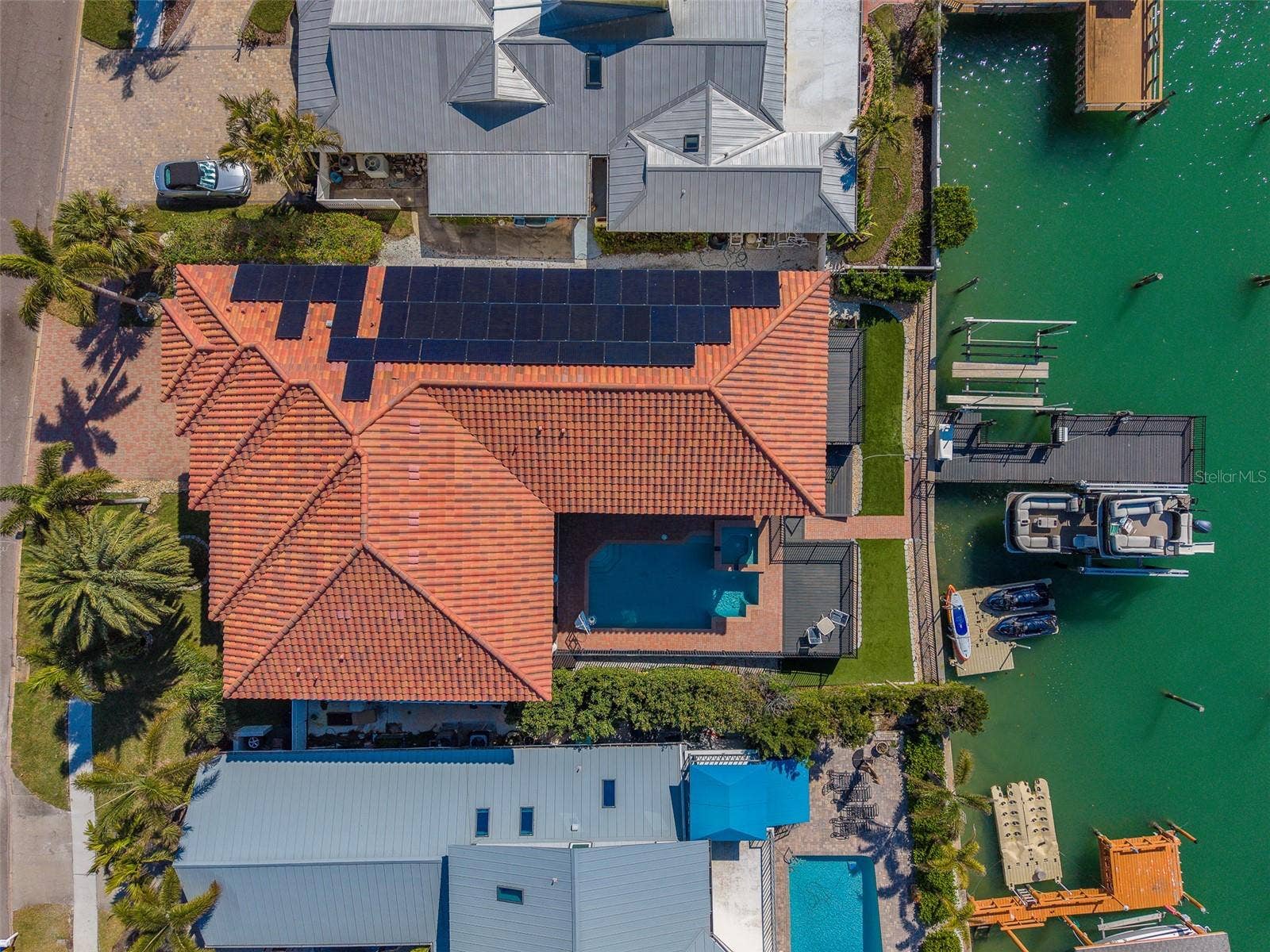 824 ISLAND WAY, Clearwater Beach, FL 33767 824 ISLAND WAY, Clearwater Beach, FL 33767
