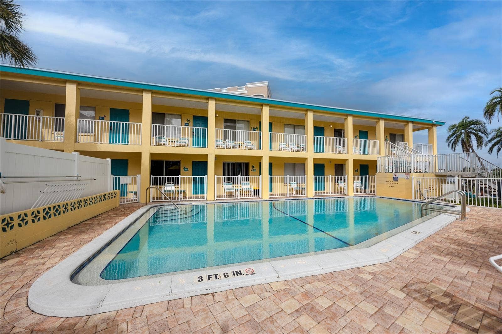 282 TREASURE ISLAND CAUSEWAY, #12, Treasure Island, FL 33706 282 TREASURE ISLAND CAUSEWAY, #12, Treasure Island, FL 33706