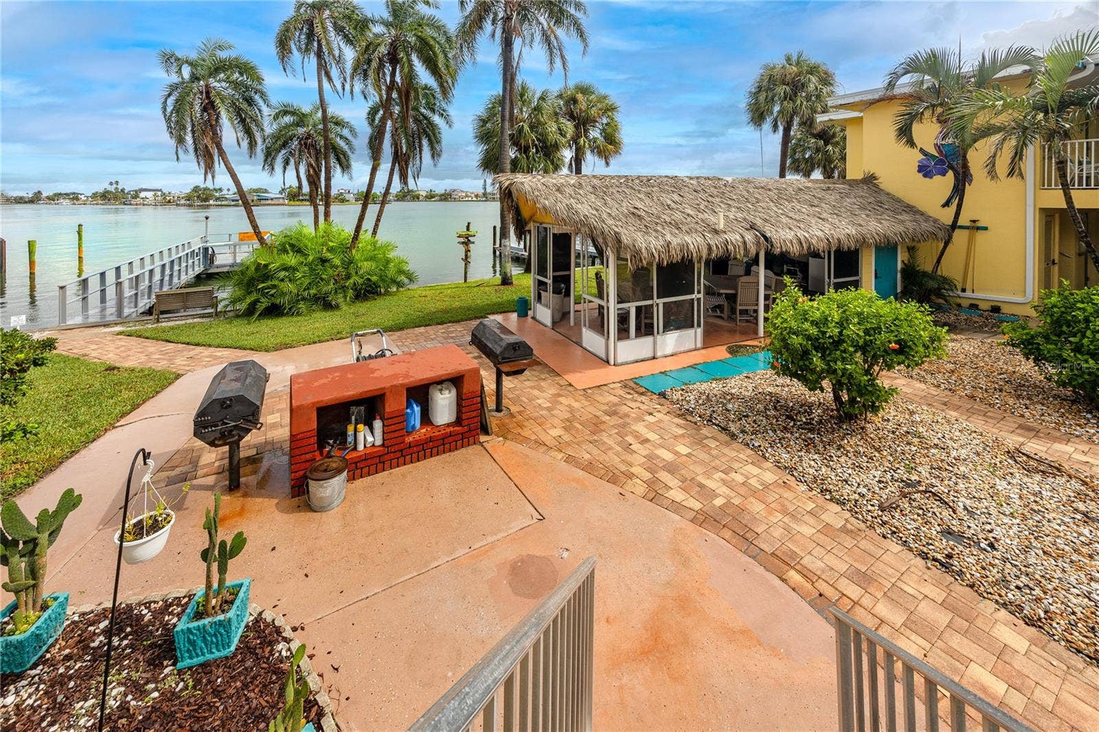 282 TREASURE ISLAND CAUSEWAY, #12, Treasure Island, FL 33706 282 TREASURE ISLAND CAUSEWAY, #12, Treasure Island, FL 33706