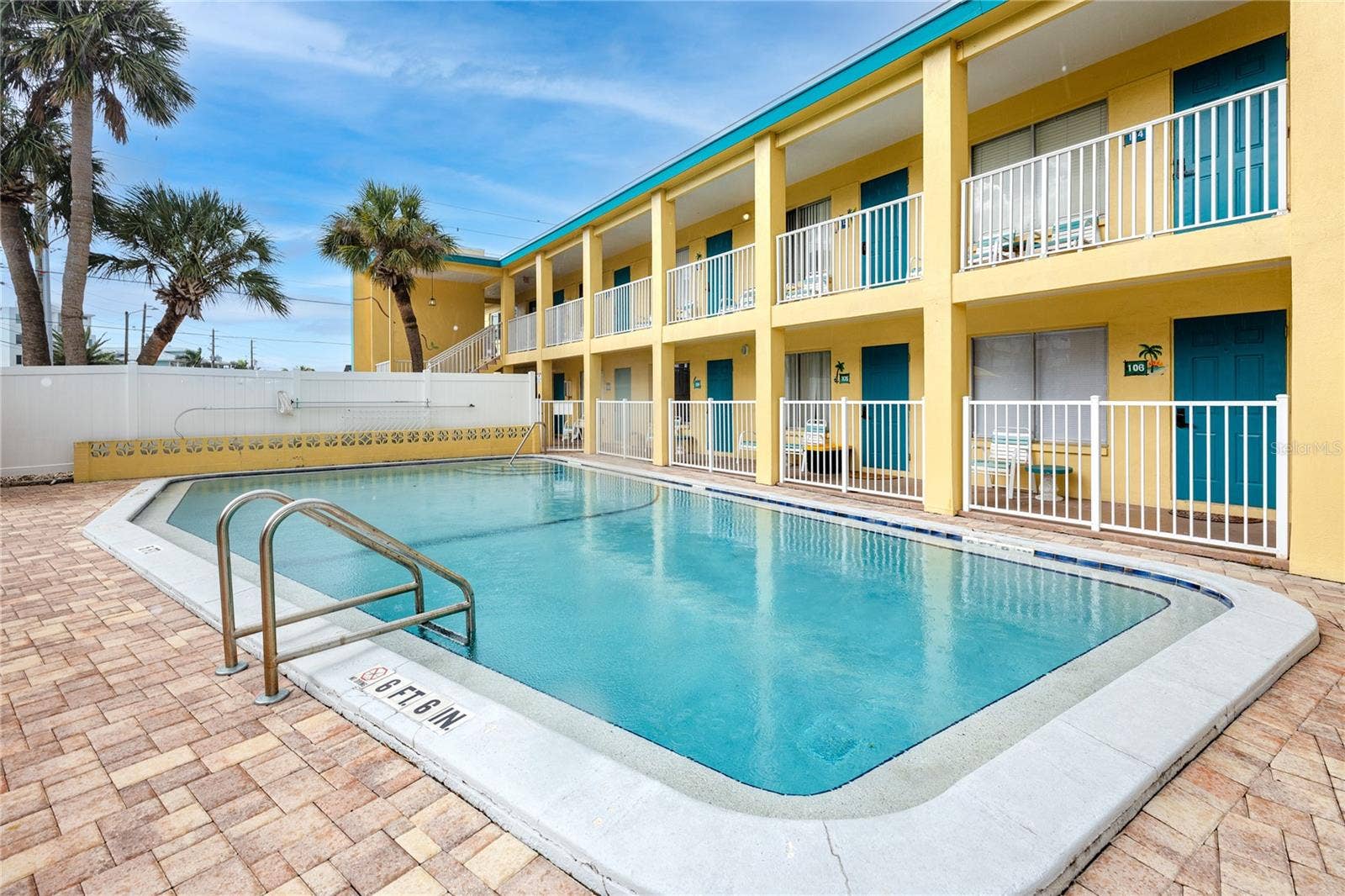 282 TREASURE ISLAND CAUSEWAY, #12, Treasure Island, FL 33706 282 TREASURE ISLAND CAUSEWAY, #12, Treasure Island, FL 33706