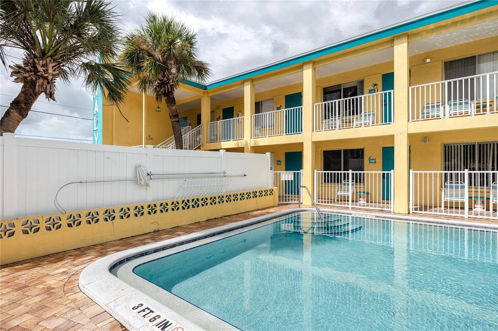 282 TREASURE ISLAND CAUSEWAY, #12, Treasure Island, FL 33706 282 TREASURE ISLAND CAUSEWAY, #12, Treasure Island, FL 33706