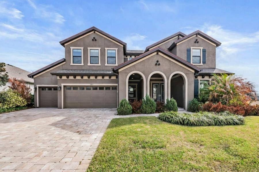 Property photo for 2913 VALENCIA RIDGE STREET, Valrico, FL