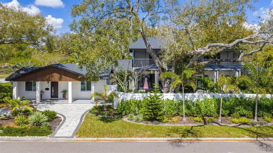 Property photo for 639 43RD AVENUE N, St Petersburg, FL