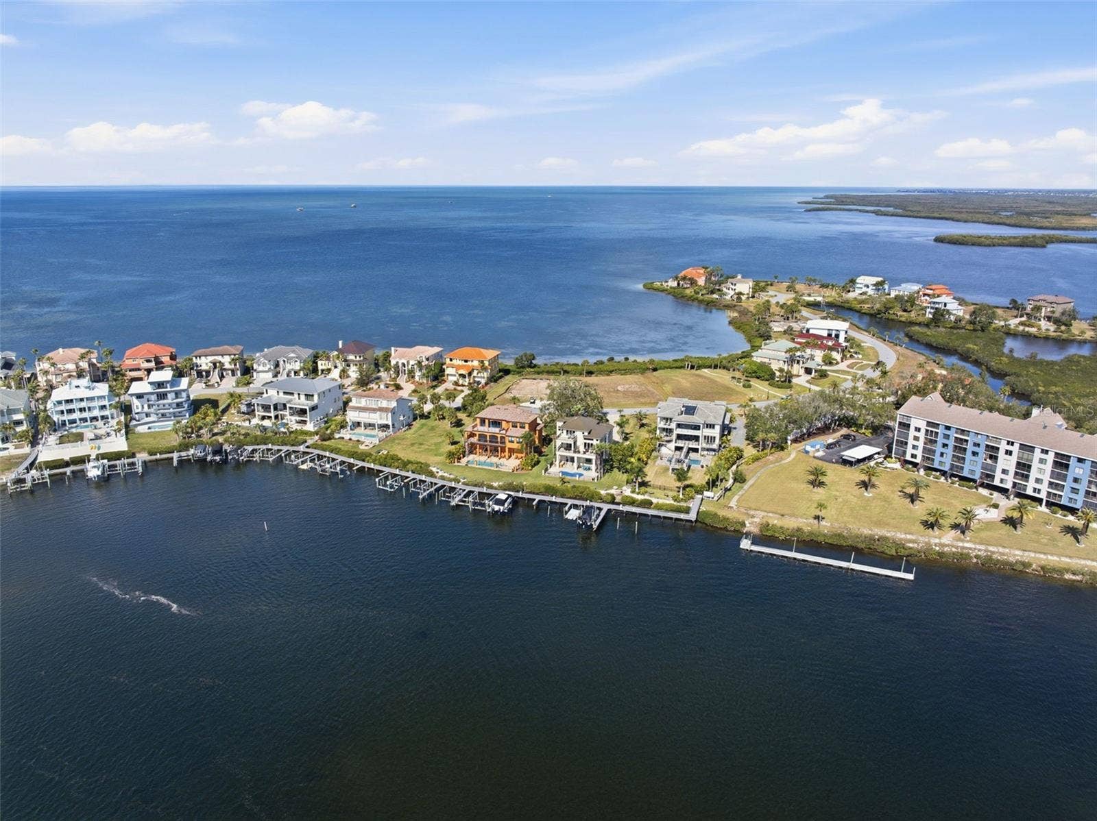 25 HARBORPOINTE DRIVE, Port Richey, FL 34668