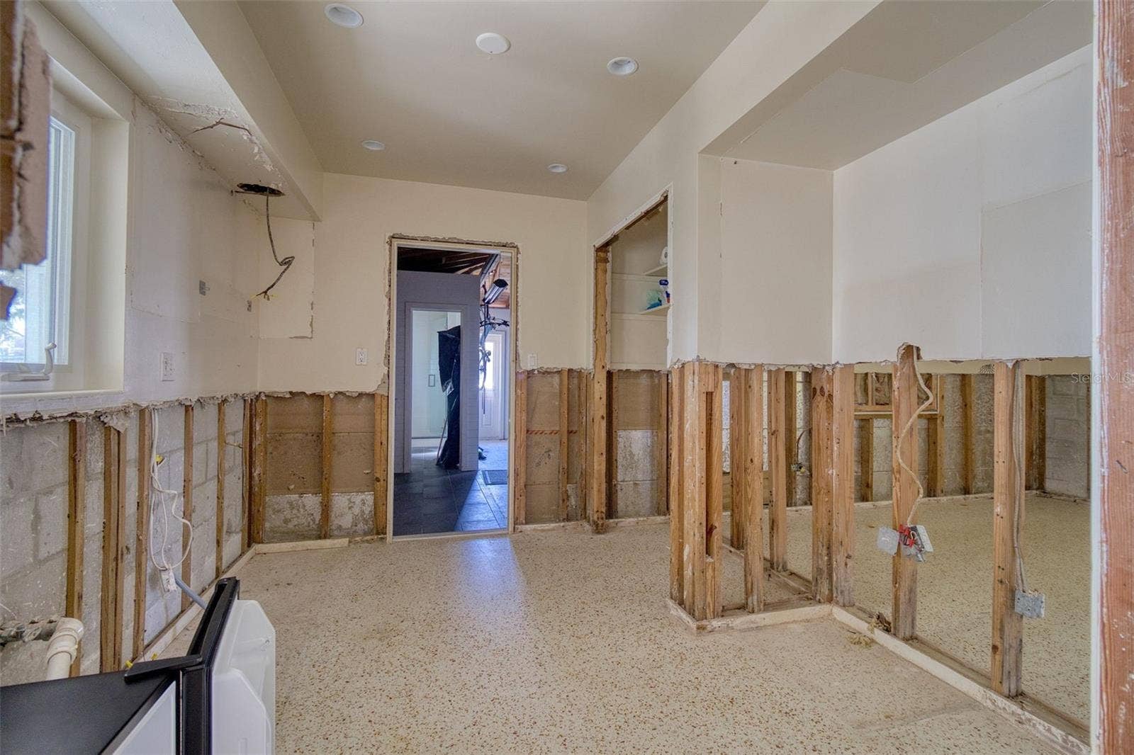 5 SHORE DRIVE, Dunedin, FL 34698