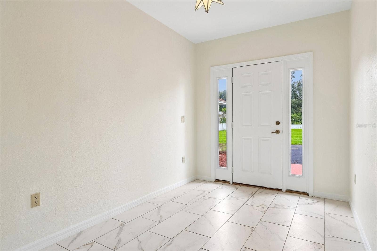 7026 PINEHAVEN DRIVE, Lakeland, FL 33810 7026 PINEHAVEN DRIVE, Lakeland, FL 33810