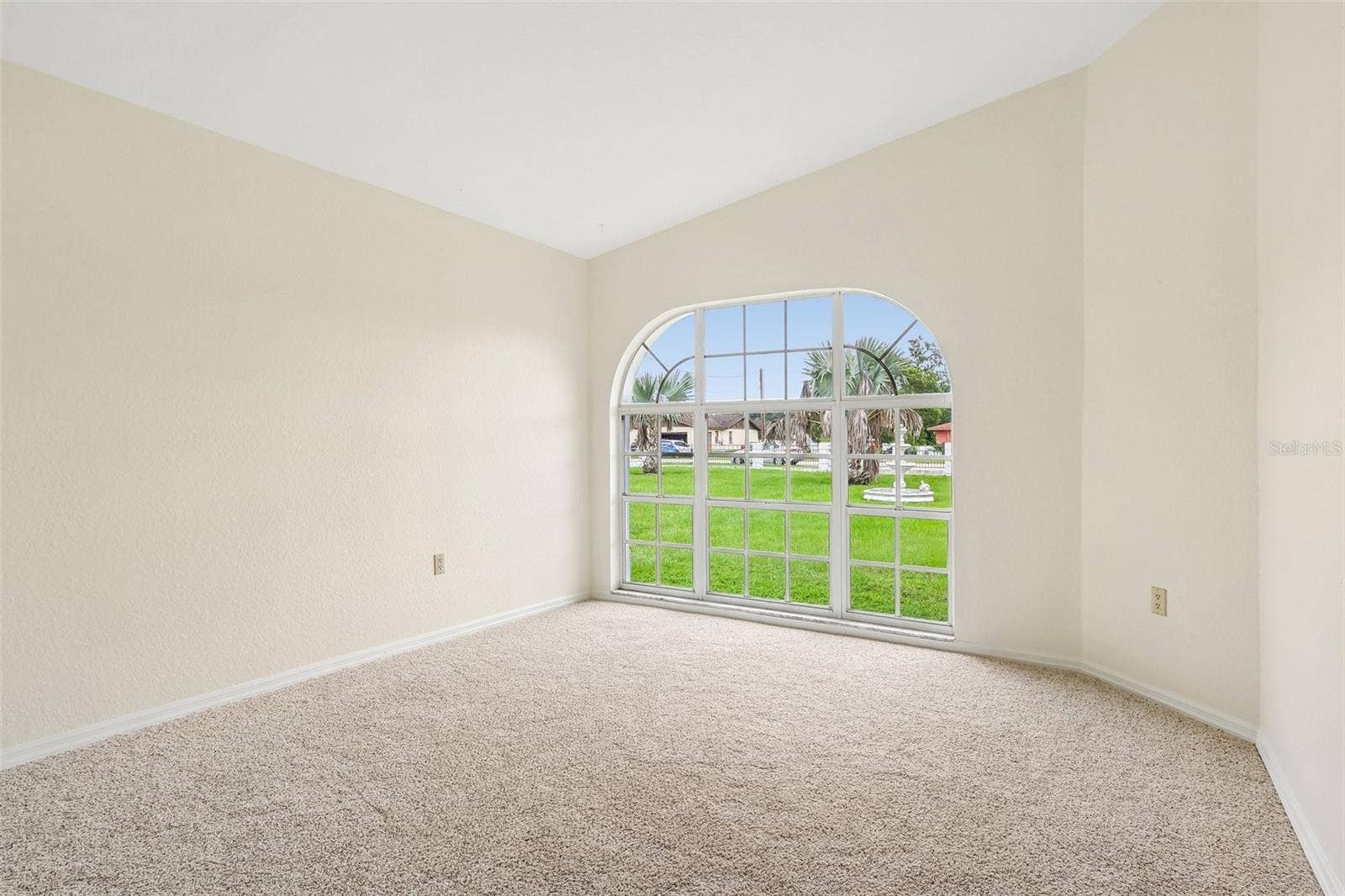 7026 PINEHAVEN DRIVE, Lakeland, FL 33810 7026 PINEHAVEN DRIVE, Lakeland, FL 33810