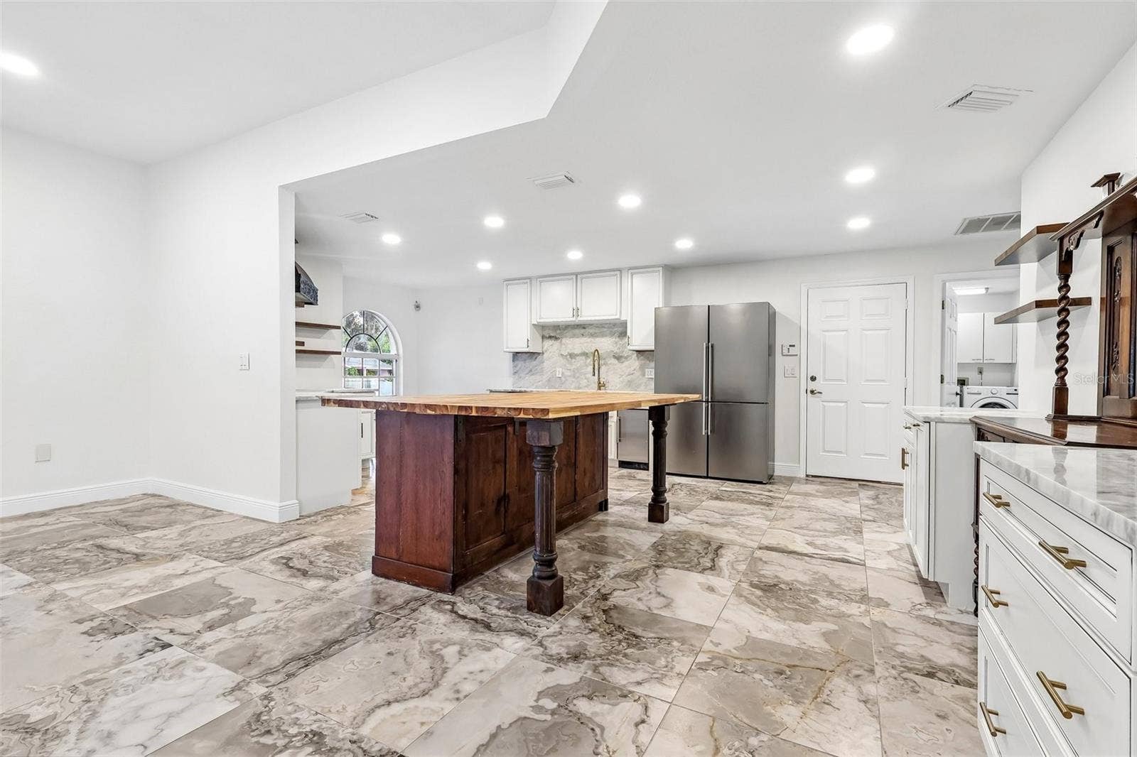 7026 PINEHAVEN DRIVE, Lakeland, FL 33810 7026 PINEHAVEN DRIVE, Lakeland, FL 33810