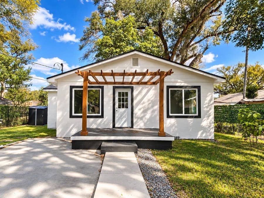 Property photo for 2102 E CARACAS STREET, Tampa, FL