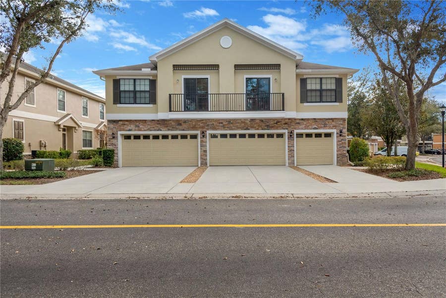 Property photo for 16505 KINGLETRIDGE AVENUE, Lithia, FL