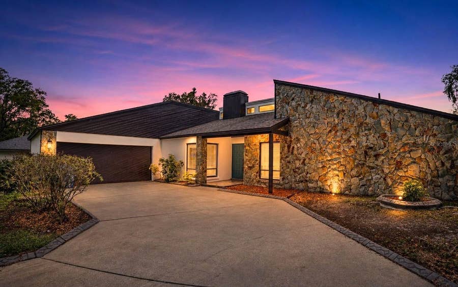 Property photo for 3033 WISTER CIRCLE, Valrico, FL