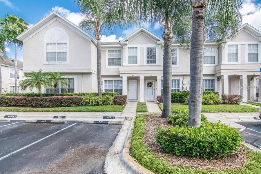 Property photo for 427 KENSINGTON LAKE CIRCLE, Brandon, FL