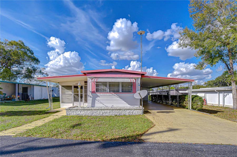 Property photo for 37427 HAMMOND DRIVE, Zephyrhills, FL