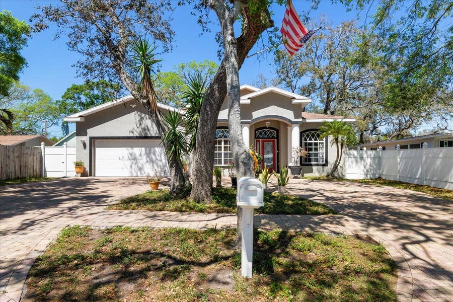 Property photo for 5001 44TH AVENUE N, St Petersburg, FL