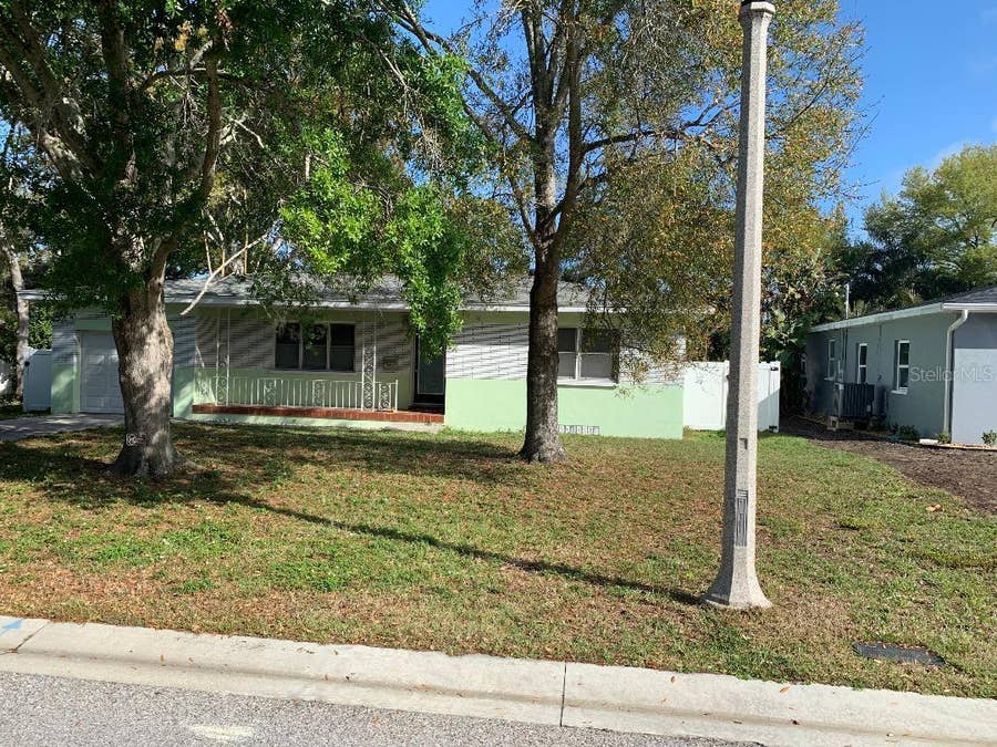 Property photo for 362 FOSTER LANE, Belleair, FL
