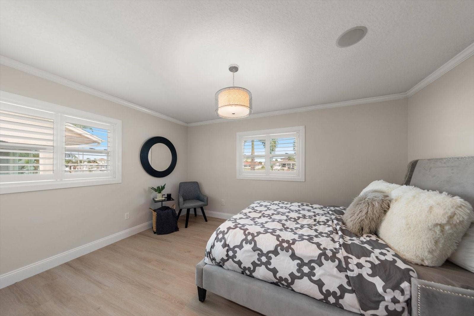 430 PALM ISLAND SE, Clearwater Beach, FL 33767