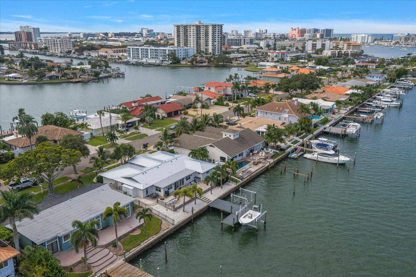 430 PALM ISLAND SE, Clearwater Beach, FL 33767