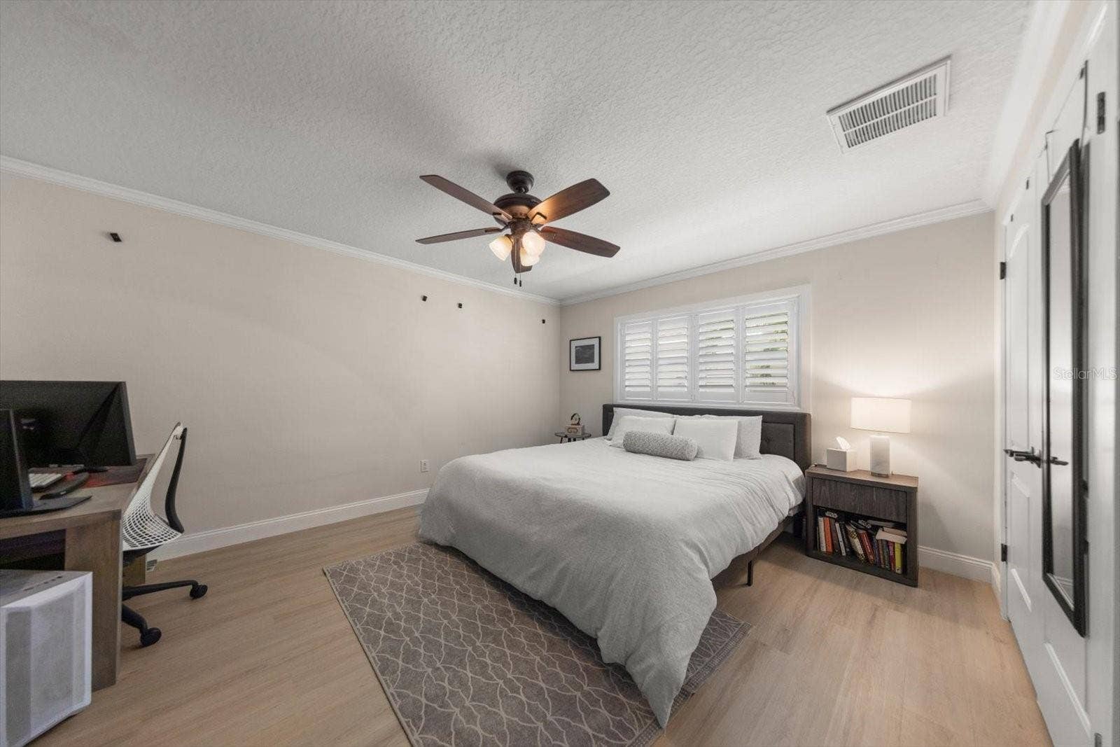 430 PALM ISLAND SE, Clearwater Beach, FL 33767