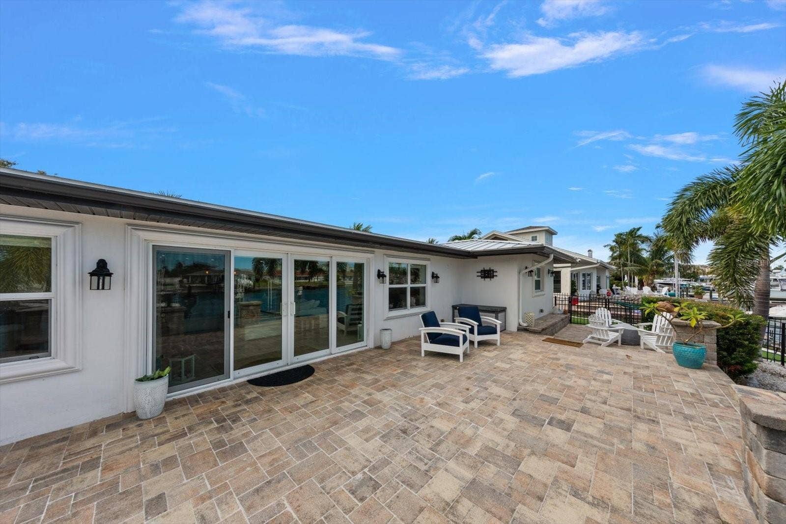 430 PALM ISLAND SE, Clearwater Beach, FL 33767
