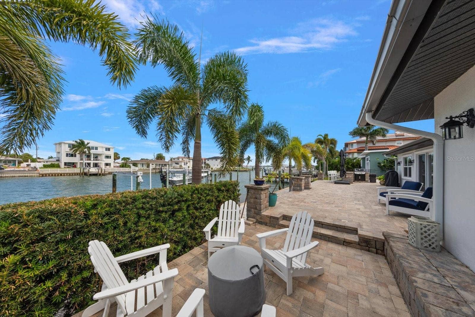 430 PALM ISLAND SE, Clearwater Beach, FL 33767