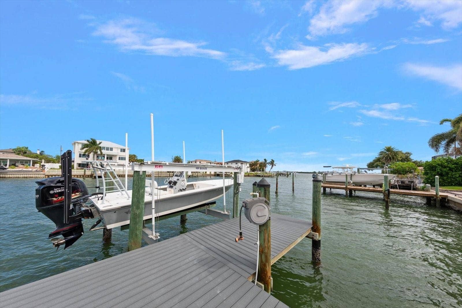 430 PALM ISLAND SE, Clearwater Beach, FL 33767