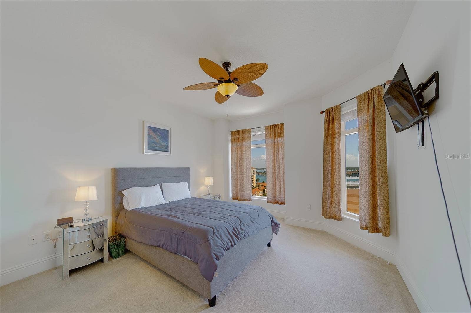 11 BAYMONT STREET, #1109, Clearwater Beach, FL 33767 11 BAYMONT STREET, #1109, Clearwater Beach, FL 33767