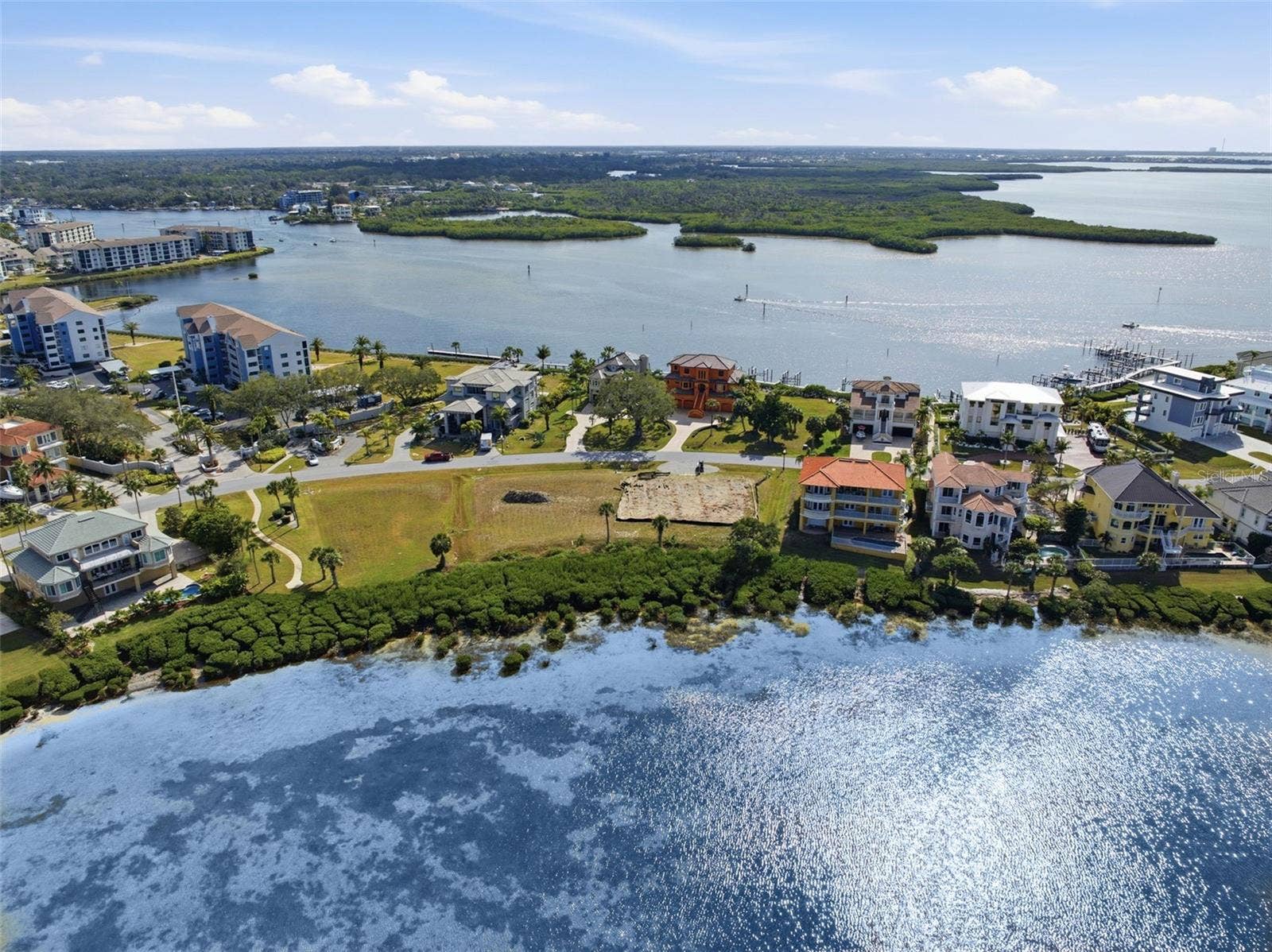 26 HARBORPOINTE DR, Port Richey, FL 34668 26 HARBORPOINTE DR, Port Richey, FL 34668