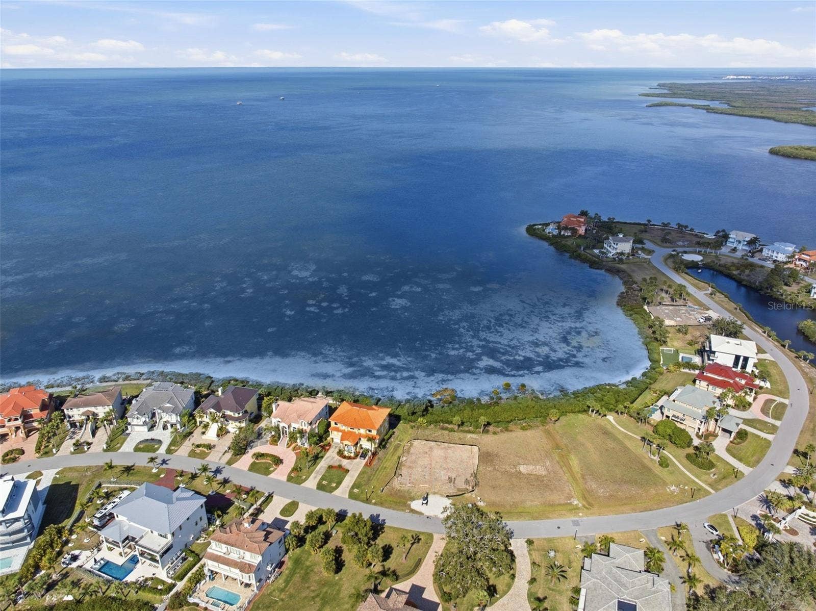 26 HARBORPOINTE DR, Port Richey, FL 34668 26 HARBORPOINTE DR, Port Richey, FL 34668