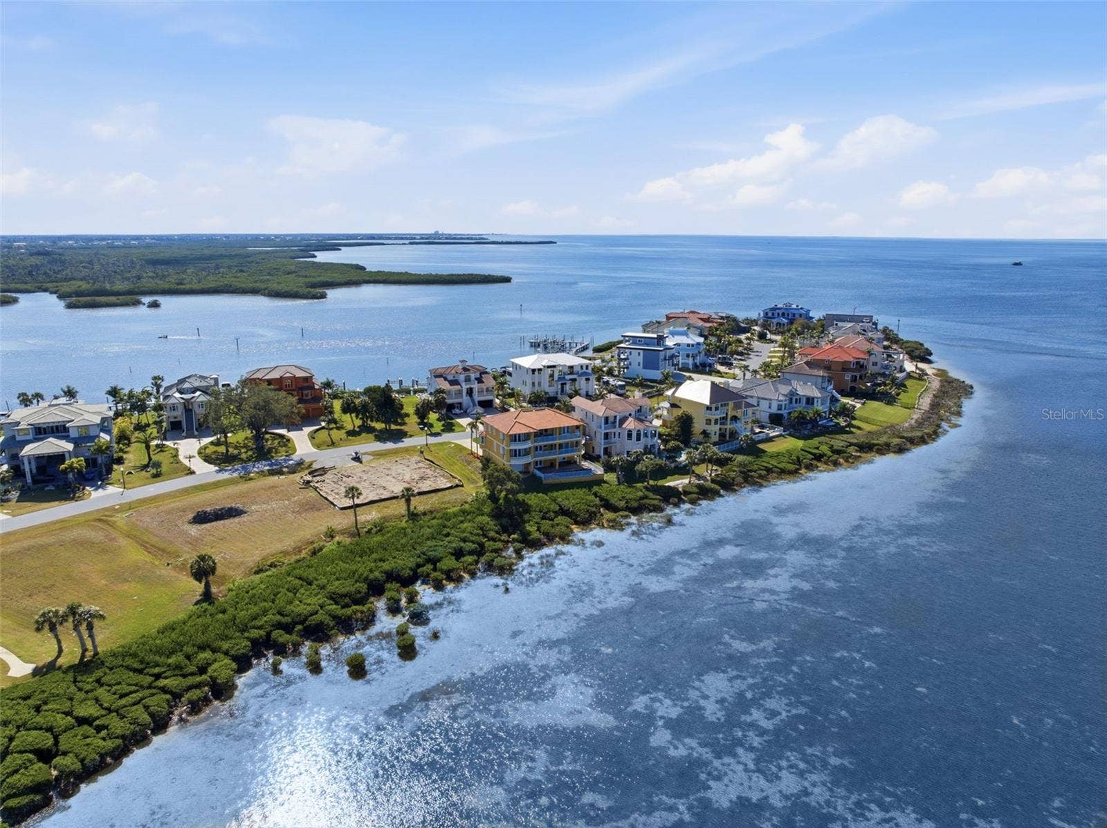 26 HARBORPOINTE DR, Port Richey, FL 34668 26 HARBORPOINTE DR, Port Richey, FL 34668